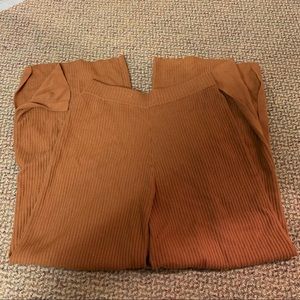 🧡EUC🧡 like new Urban Revivo Flare Pants